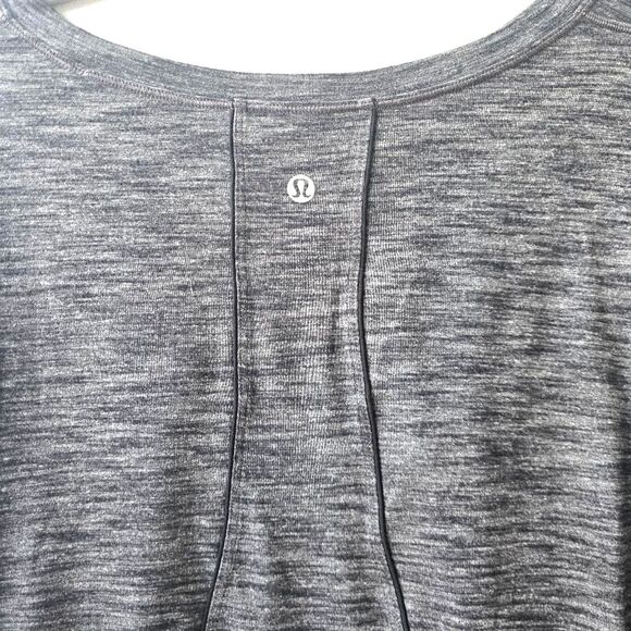 Women’s Lululemon Oversized Relaxed Fit Tee | Gray Heather Short Sleeve Size 10 - Picture 3 of 4